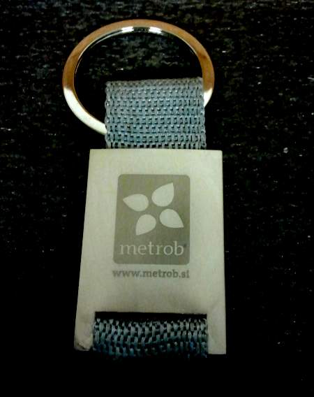 obesek za kljuce metrob